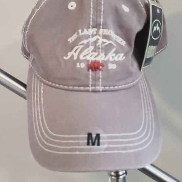 Baseball Hat - Picture 1 of 4